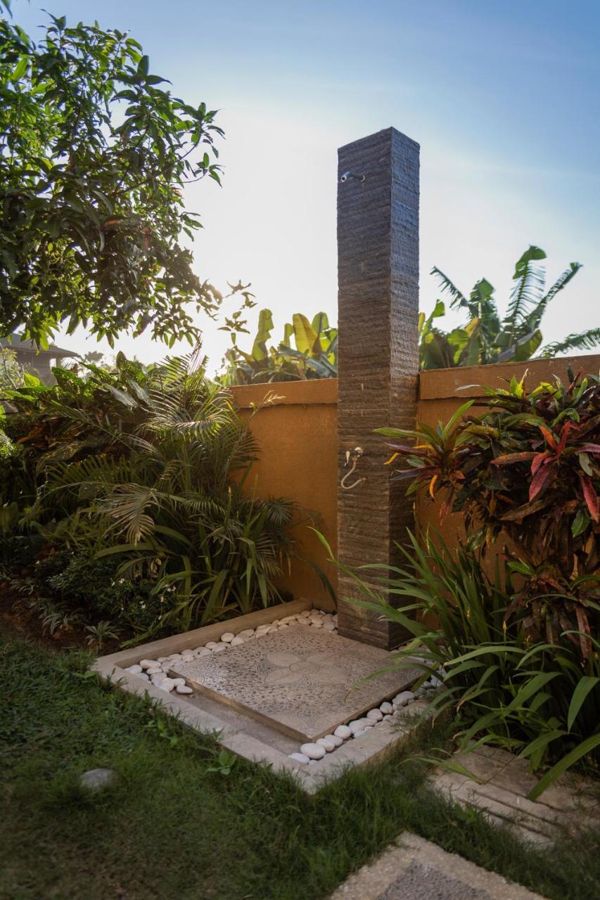 Umah Tikari Guesthouse Canggu  Exterior photo