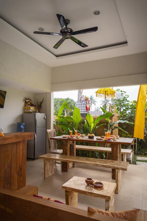 Umah Tikari Guesthouse Canggu  Exterior photo
